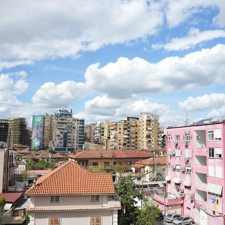 Ogi'S Central Apartment تيرانا المظهر الخارجي الصورة