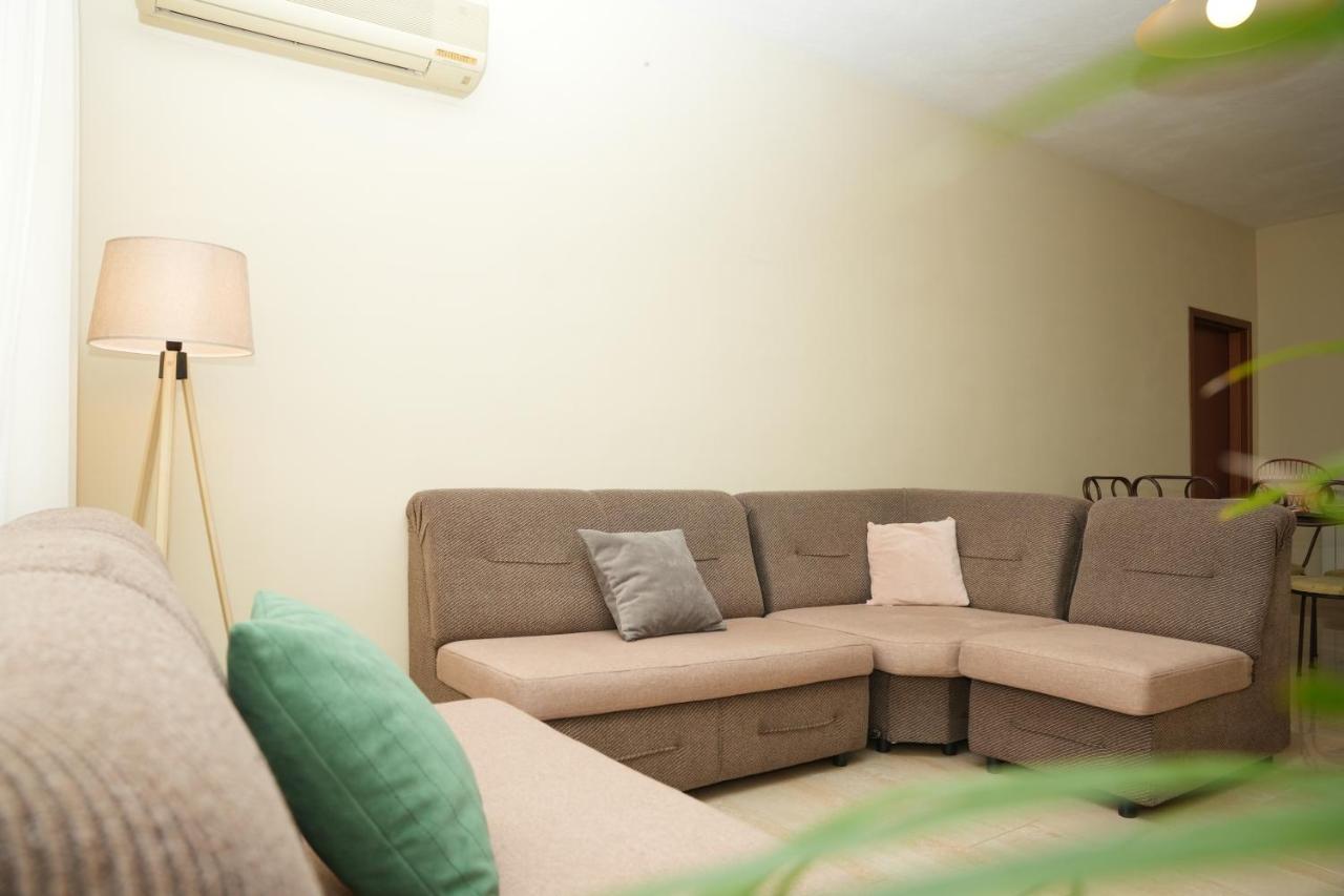 Ogi'S Central Apartment تيرانا المظهر الخارجي الصورة