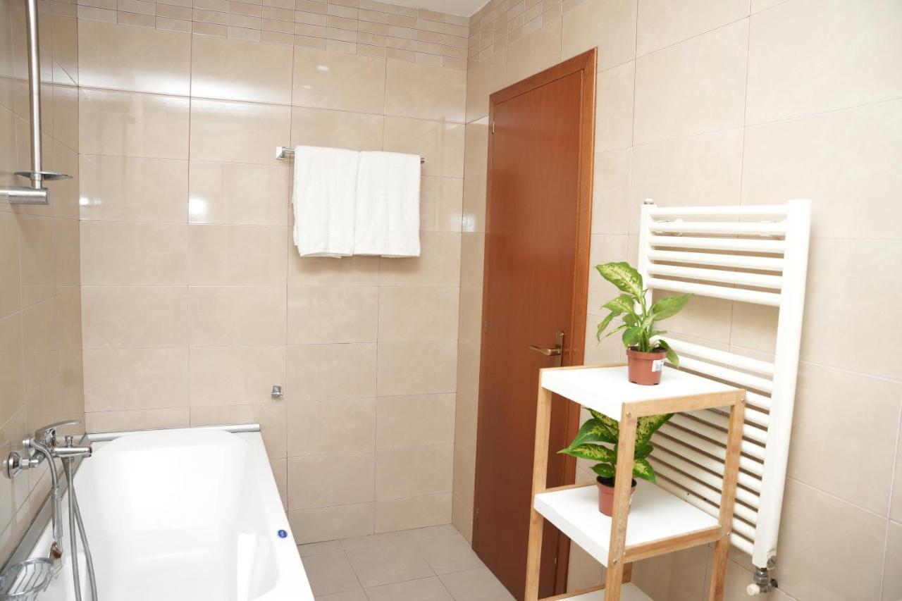 Ogi'S Central Apartment تيرانا المظهر الخارجي الصورة
