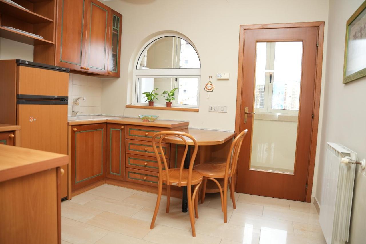 Ogi'S Central Apartment تيرانا المظهر الخارجي الصورة